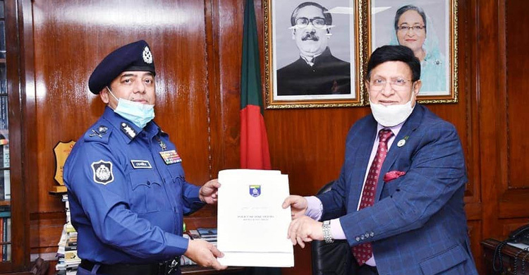 করোনাকালে পুলিশের অনবদ্য ভূমিকার প্রশংসা পররাষ্ট্রমন্ত্রীর
