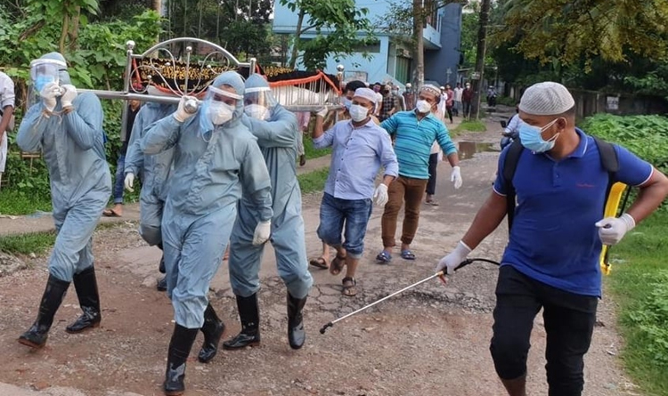 করোনায় আক্রান্ত মৃত্যু দাফন সম্পন্ন করেছে কায়েস্থরাইল সমাজ কল্যাণ সমিতির সেচ্ছাসেবীরা