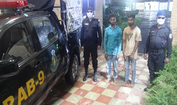 জৈন্তাপুরে ৯৫০ পিস ইয়াবাসহ র‌্যাবের হাতে আটক ২