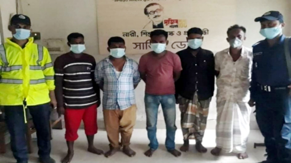 কোম্পানীগঞ্জে নৌপথে চাঁদাবাজি: আটক ৫