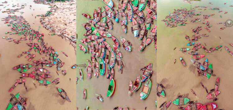 প্রশাসন ঘুমে: কোম্পানিগঞ্জ ধলাই নদীতে চলছে বালু লুটপাটের মহোৎসব