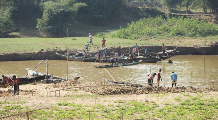 জৈন্তাপুরে বালু মহালগুলো থেকে কোটি কোটি টাকা রাজস্ব হারাচ্ছে সরকার!