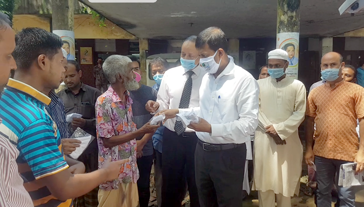 কানাইঘাট থানা ও ভূমি অফিস পরিদর্শনে জেলা প্রশাসক