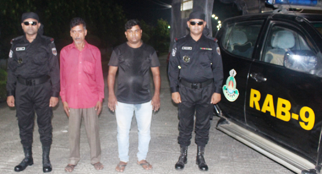 সিলেটে র‌্যাবের অভিযানে ১৩ লাখ টাকার ভারতীয় কাপড় উদ্ধার, গ্রেপ্তার ২