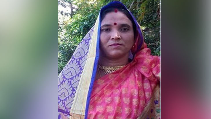কিস্তির টাকা পরিশোধ করতে না পেরে গৃহবধূর আত্মহত্যা