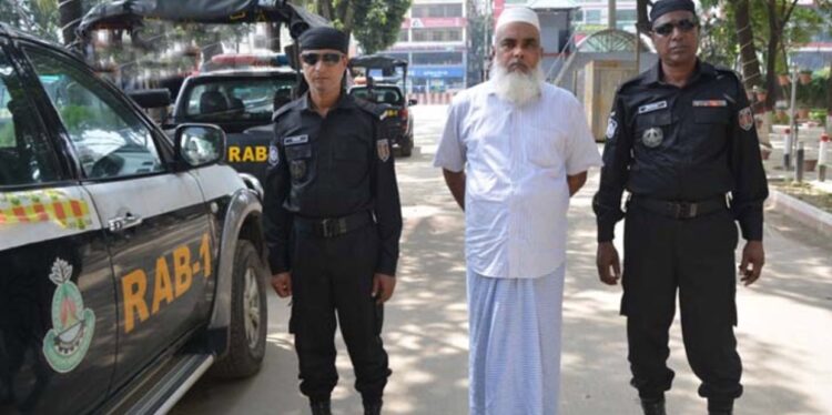 ১৪ দিনের রিমান্ডে স্বাস্থ্যের কোটিপতি গাড়িচালক মালেক