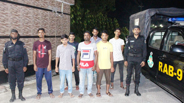 র‌্যাব জুয়াড়ী ধরে কষ্ট করে, আসামীরা জামিন পেয়ে উৎসাহ পায়