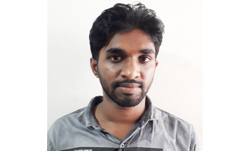 যৌন হয়রানির অভিযোগে ছাত্রলীগ নেতাকে পুলিশে দিল স্থানীয়রা