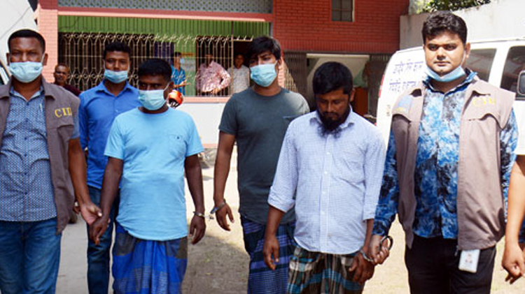 বিকাশ প্রতারক চক্রের তিন সদস্য গ্রেফতার