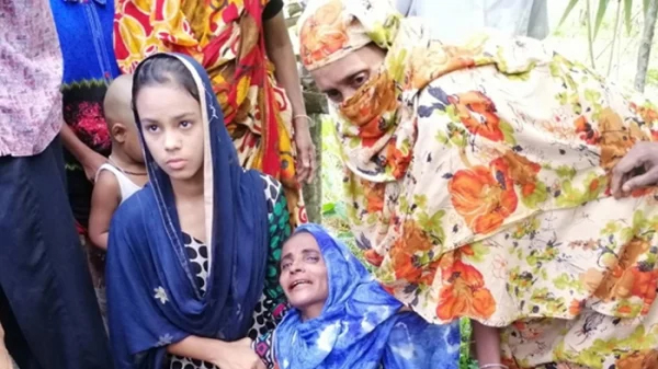 নারিকেল গাছে ১১ হাজার ভোল্টের বিদ্যুৎ, লাশ হলো কিশোর