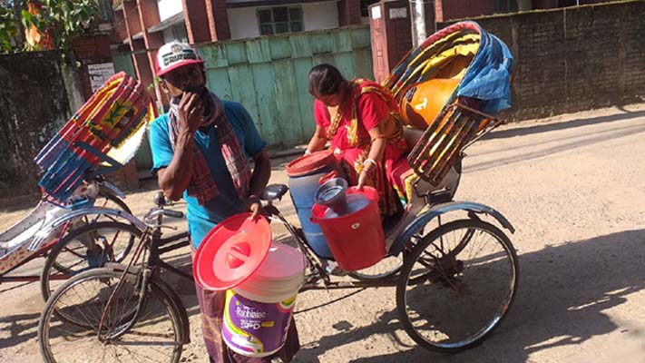 বিদ্যুৎহীন নগরীতে পানির জন্য হাহাকার