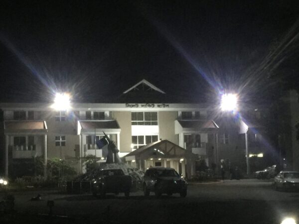 ৩১ ঘন্টা পর সচল বিদ্যুৎ ব্যবস্থা: আলোকিত হচ্ছে সিলেট নগরী