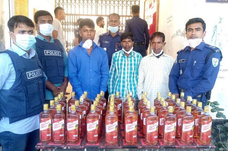 কানাইঘাটে ভারতীয় মদসহ তিন মাদক ব্যবসায়ী গ্রেপ্তার