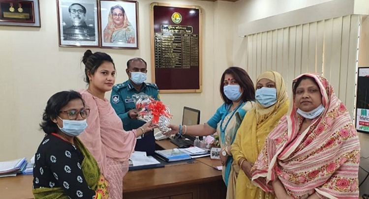 এসএমপির নতুন কমিশনারের সাথে সিলেট উইমেন চেম্বার নেতৃবন্দের সাক্ষাৎ
