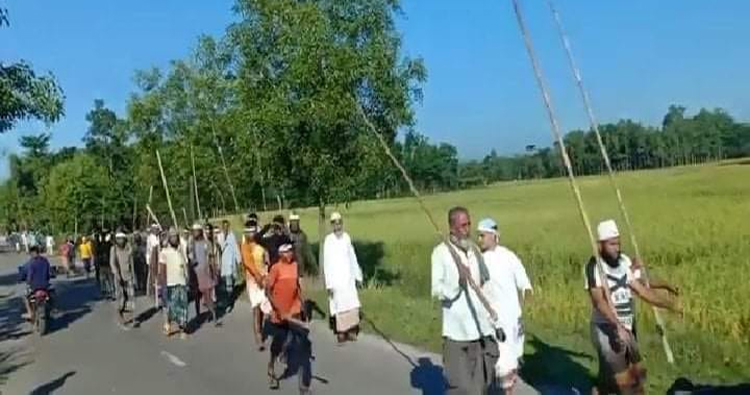 কানাইঘাটে রক্তক্ষয়ী সংঘর্ষের আশঙ্কা, পরিস্থিতি নিয়ন্ত্রণে পুলিশের গুলি