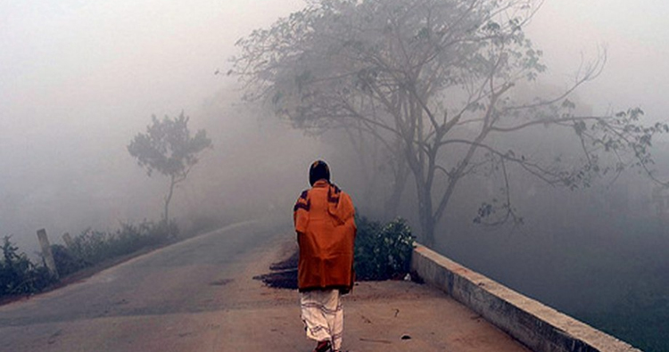 সিলেটে হঠাৎ করেই জেঁকে বসেছে শীত