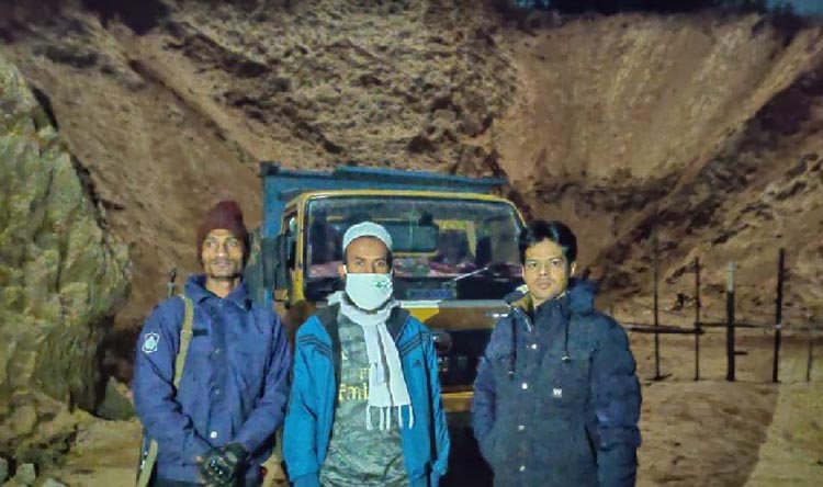 জৈন্তাপুরে পাহাড়খেকো শামীমকে ৪০ হাজার টাকা জরিমানা