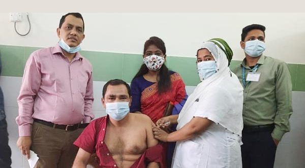 সিলেটে ৯ দিনে ভ্যাকসিন নিলেন ১ লাখ ৫ হাজার ৬ শ ৩৬