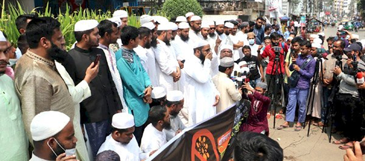 আড়ংকে বয়কটের ডাক দিয়েছে সিলেটের আলেম সমাজ