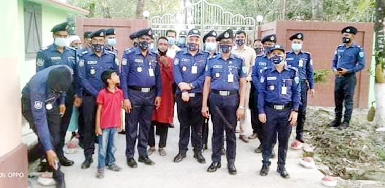 গোয়াইনঘাট থানার সৌন্দর্য বর্ধন সত্যিই প্রশংসনীয় : পুলিশ সুপার