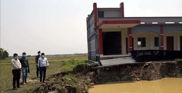বিশ্বনাথে ইউএনও’র হস্তক্ষেপে রক্ষা পেল নতুন স্কুলভবন