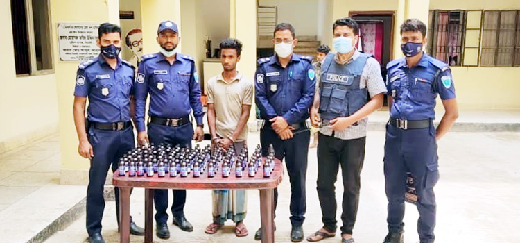 গোয়াইনঘাটে পুলিশের অভিযানে ভারতীয় ফেনসিডিল উদ্ধার, গ্রেফতার ৩