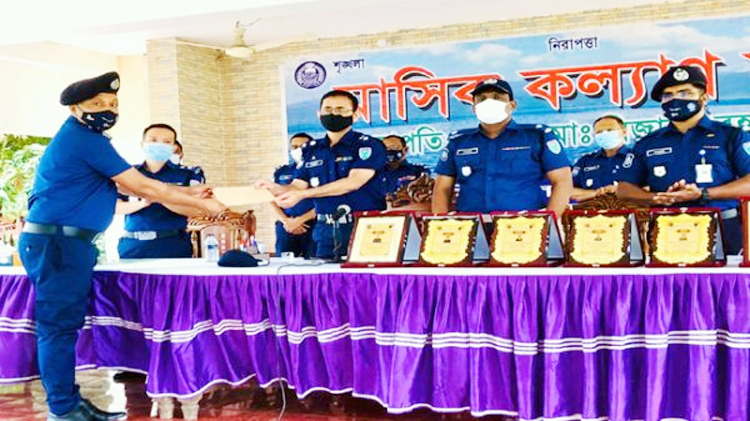 ছাতক থানার সেকেন্ড অফিসার এসআই হাবিবুর রহমান পিপিএম পুরস্কৃত