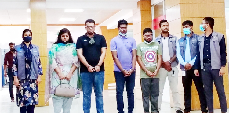 লাইকি-বিগো লাইভের মাধ্যমে মাসে কোটি কোটি টাকা পাচার