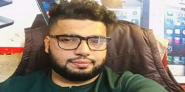 সিলেটে যুবকের রহস্যজনক মৃত্যু: ভাই-বোন পরিচয়ে ফ্লাটে থাকা ৩ তরুণ-তরুণী গ্রেফতার