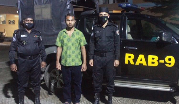 সিলেটের শীর্ষ চোরাকারবারী মান্নান গ্রেফতার