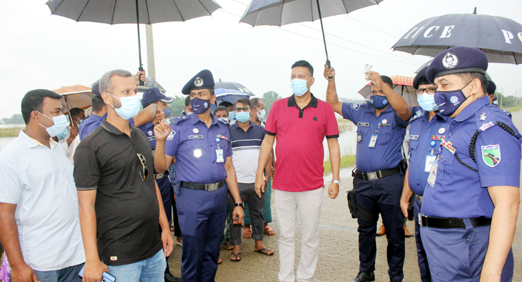 কোম্পানীগঞ্জে প্রস্তাবিত হাইওয়ে থানা জমি পরিদর্শনে হাইওয়ে পুলিশ প্রধান