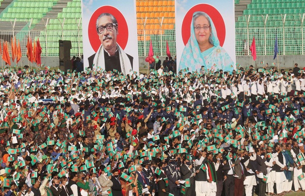 প্রধানমন্ত্রীর সাথে অসাম্প্রদায়িক বাংলাদেশ গড়ার শপথ সিলেটবাসীর