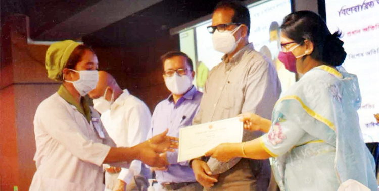 স্বাস্থ্যসেবা-শিক্ষাখাতে নার্সিং ও মিডওয়াইফারি অধিদপ্তরের বিস্ময়কর সাফল্য