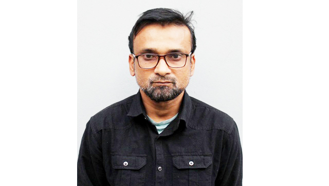 স্ত্রীকে হত্যা করে ১৭ বছর গা ঢাকা, করেছেন সাংবাদিকতা