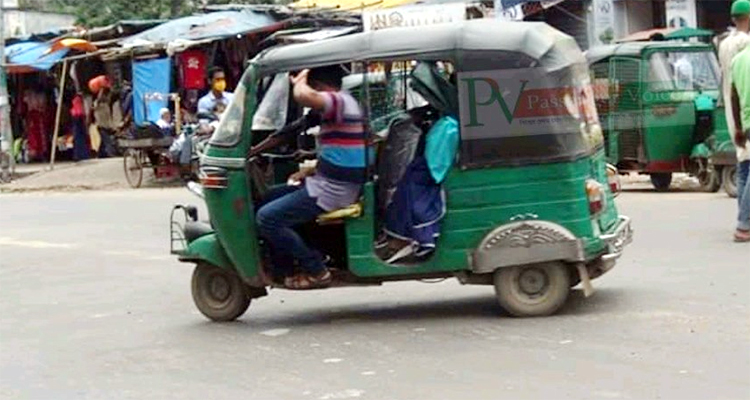 সিলেট মেট্রোসিটিতে পুলিশের দ্বি-মুখী আইন : যাত্রী সাধারণের নাভিশ্বাস