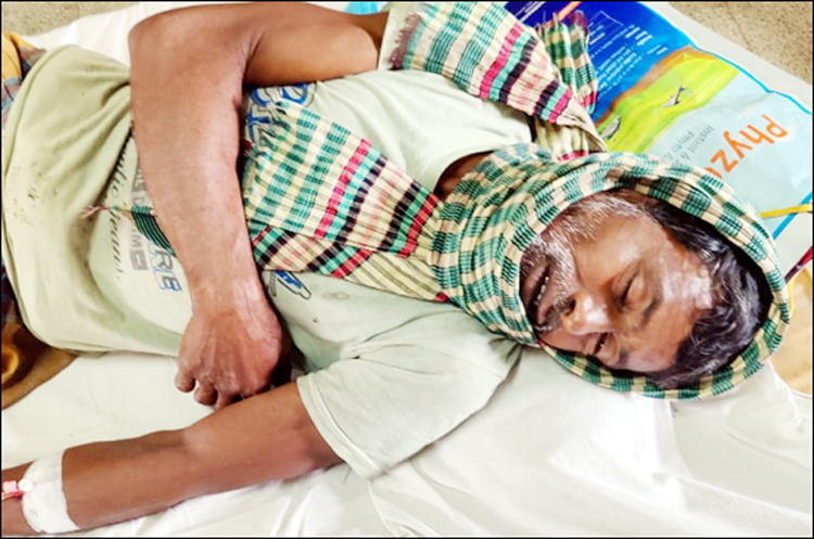 গোয়াইনঘাটে ফিসারীতে পলাতক আসামী নাছির বাহিনীর হামলা গরুলুট : আহত ১