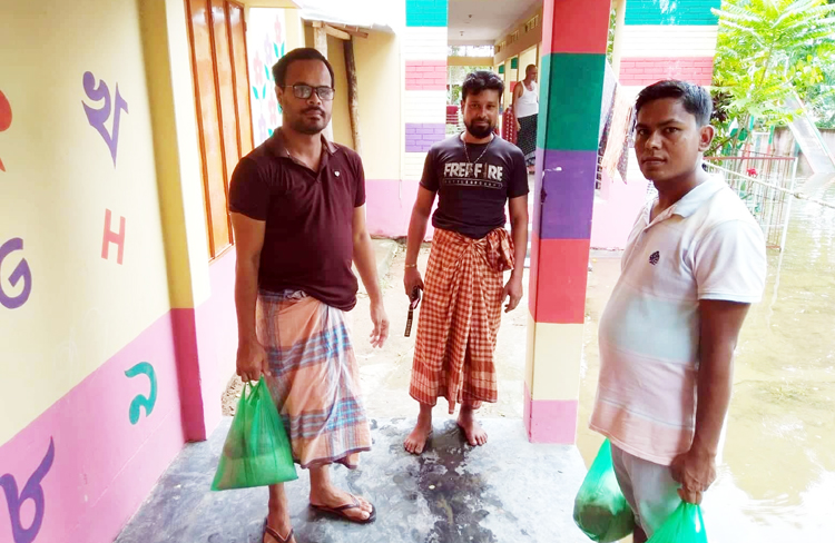 মৌলভিবাজার জেলা বিসিবি ’র আহবানে প্রবাসীদের অর্থ সহায়তায় ত্রাণ বিতরণ