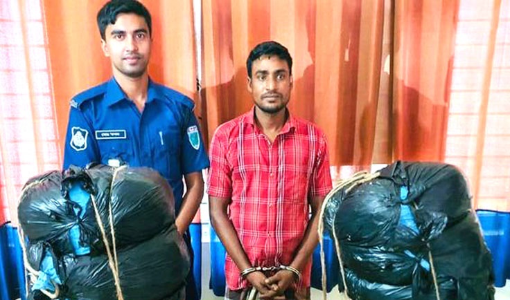 মাধবপুরে মাদক কারবারিকে ধরে পুলিশে দিয়েছে জনতা