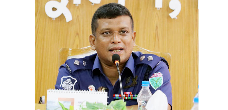 পুলিশ সাংবাদিক সম্মিলিতভাবে কাজ করলে সমাজের অসঙ্গতি দূর করা সম্ভব : এসপি মামুন