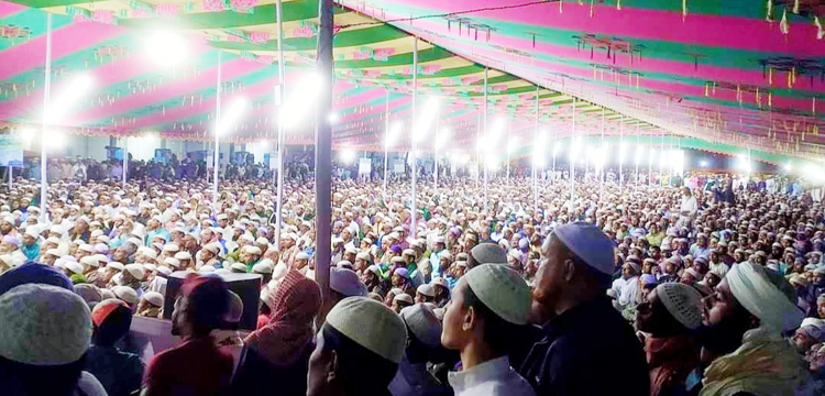 সিলেটে ইজতেমার প্রথম দিনে মুসল্লিদের ঢল