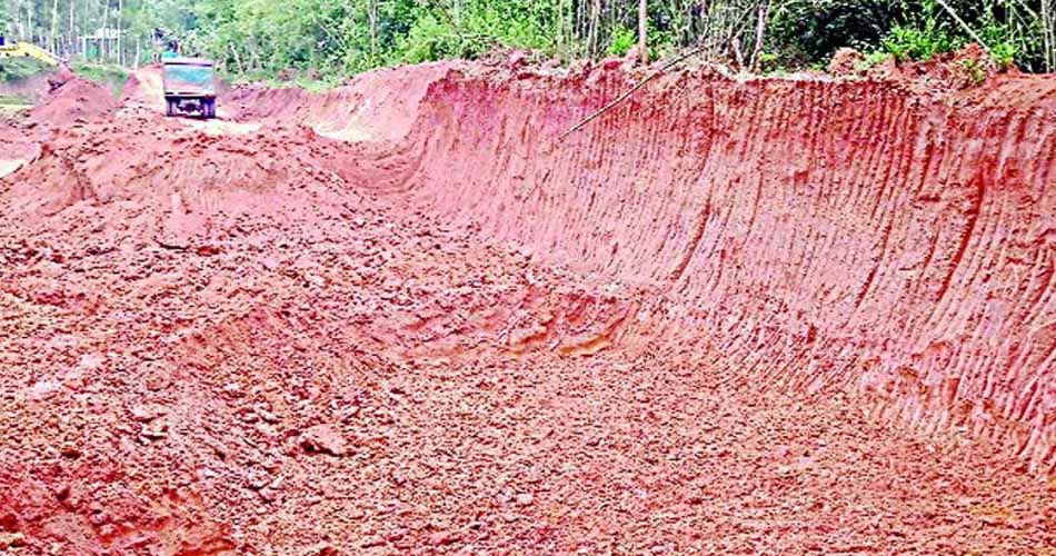 সিলেটে মৃত লোকের নামে টিলা কাটার অপরাধে পরিবেশ অধিদপ্তরের নোটিশ!