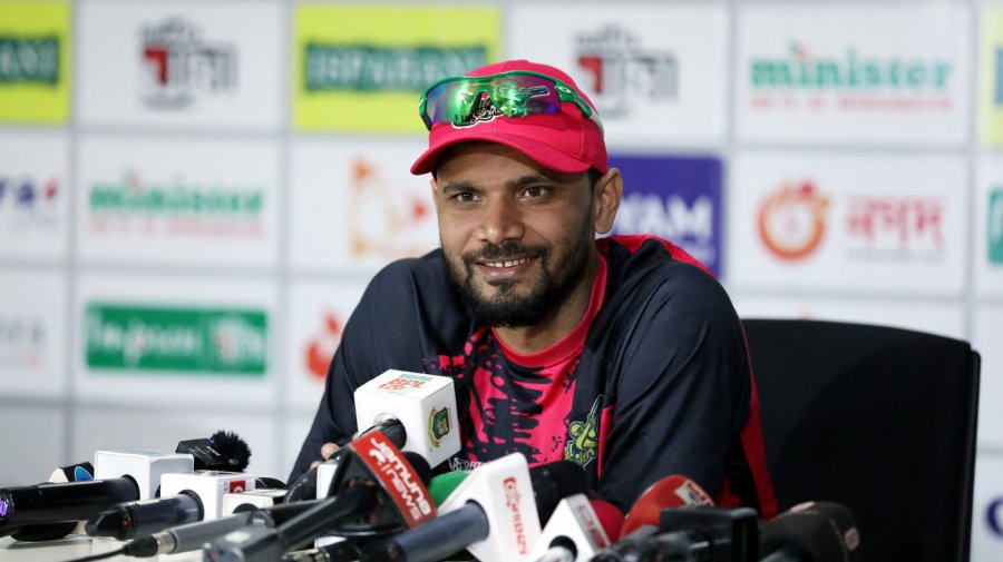 মাশরাফিকে নিয়ে শঙ্কা