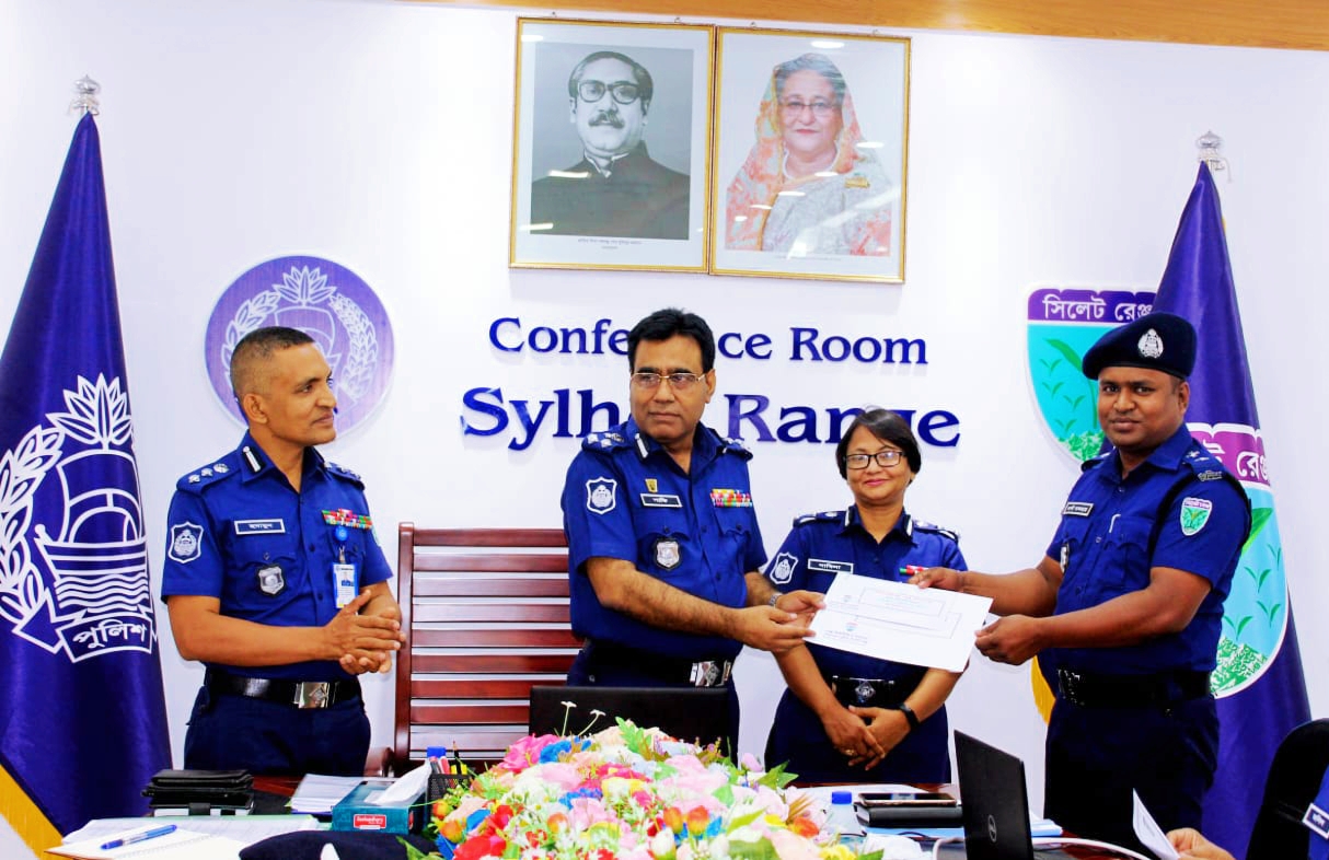 সিলেট রেঞ্জের শ্রেষ্ঠ হলেন বিশ্বনাথ থানার এসআই আলী আজহার