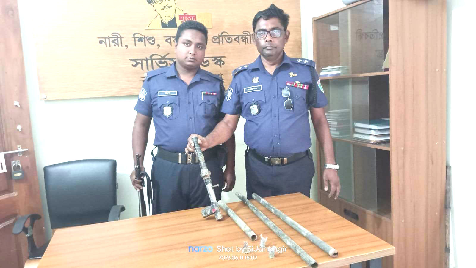 নবীগঞ্জে প্রবাসীর বাড়ি থেকে পাইপগান উদ্ধার