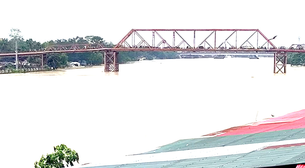 টানা বৃষ্টিপাতে সিলেটে বাড়ছে নদ-নদীর পানি