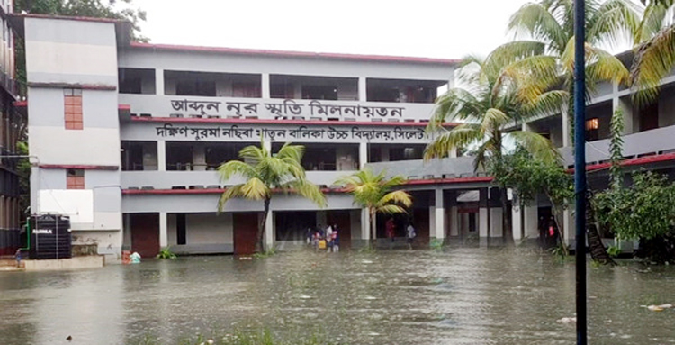 সিসিক নির্বাচন : বৃষ্টির পানিতে তলিয়ে গেছে একাধিক ভোট কেন্দ্র
