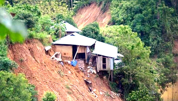 সিলেটে পাহাড় ধসের আশঙ্কা!