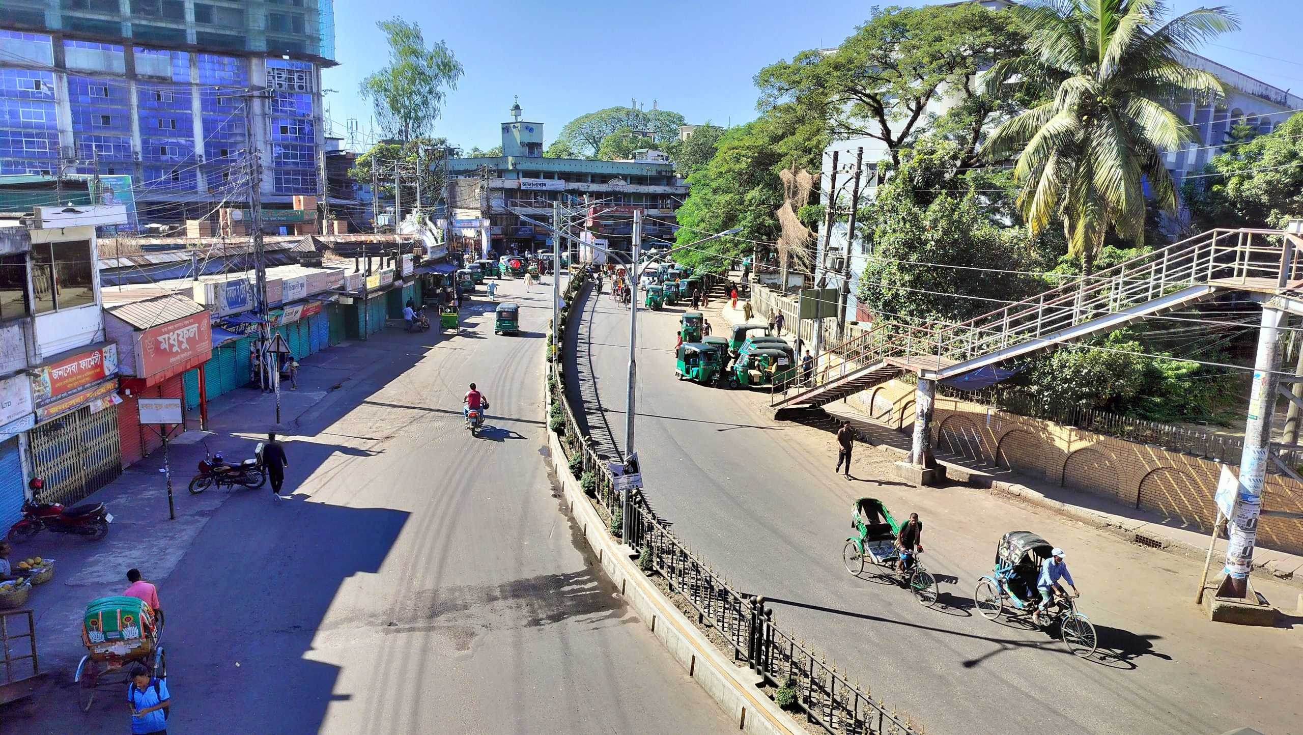 সিলেটে হরতাল-অবরোধের ডাক দিয়ে মাঠে নেই বিএনপি