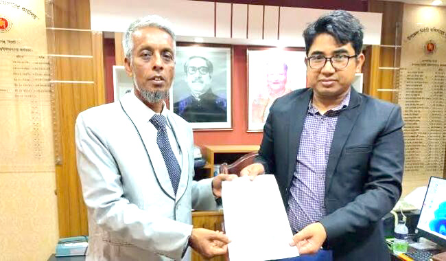 আপীলে প্রার্থিতা ফিরে পেলেন সাংবাদিক আবুল হোসেন