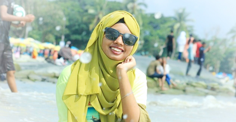 জয়নবের মৃত্যুতে গ্রামের বাড়িতে শোকের মাতম